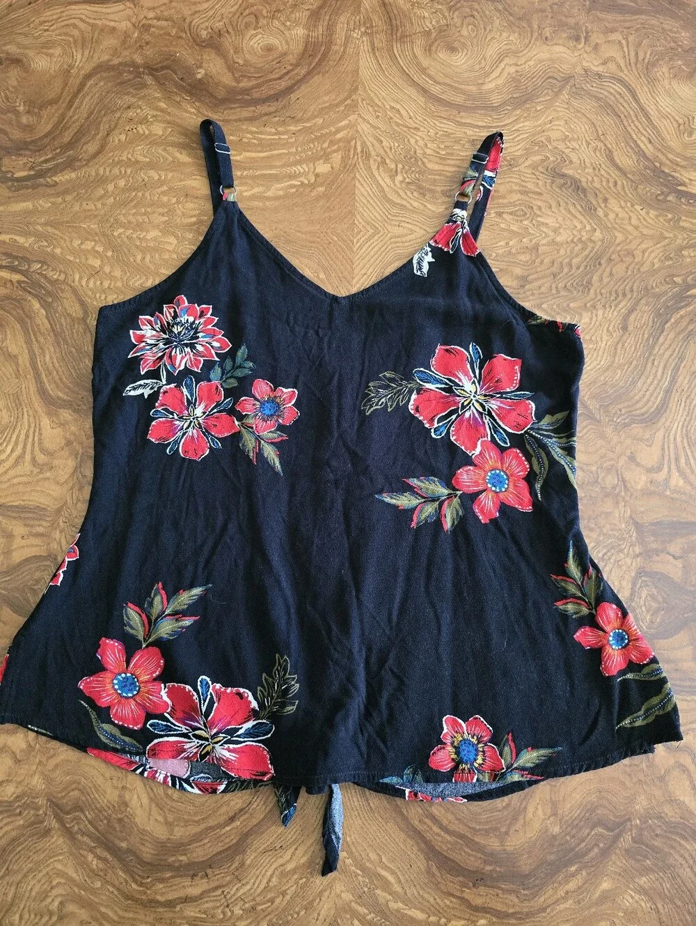 Shyanne Women's Floral Print Tie-Front Tank Top Size M Western Boho - Picture 2 of 6